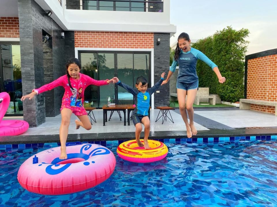 Modern Rocky Loft Huahin Pool Villa  Villa in Hua Hin District