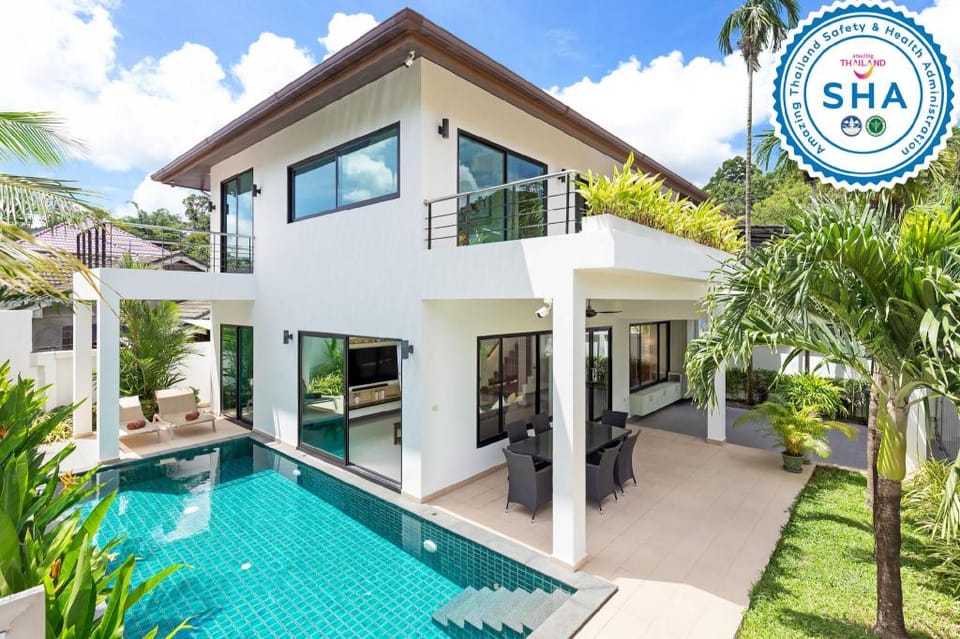Beautiful 3BR Pool Villa White Pool Villa in Kamala