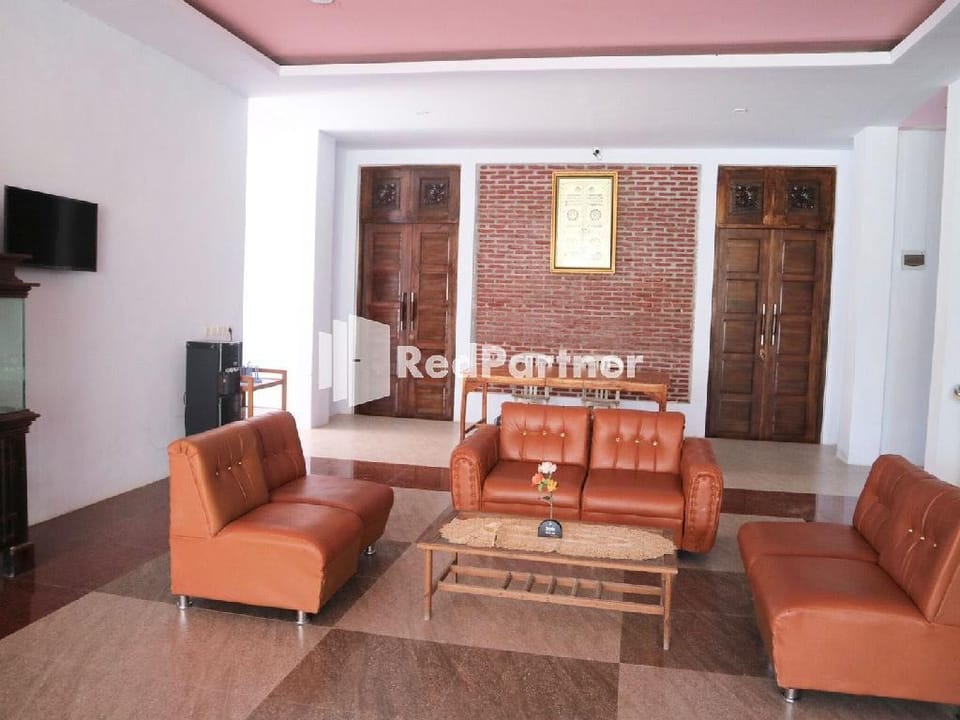 Wisma Suci Syariah Polewali Mandar Mitra RedDoorz Hotel in Indonesia