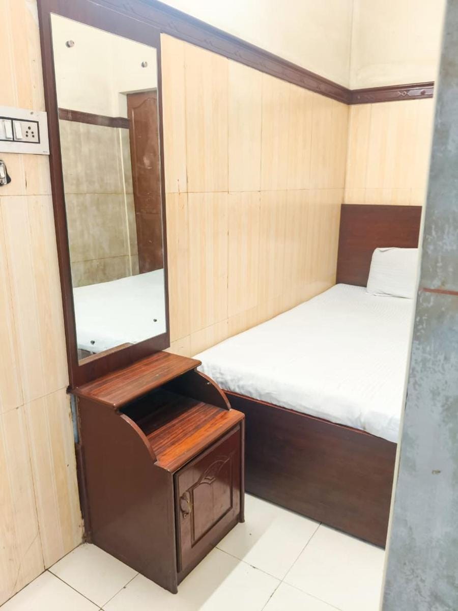 New AS Tourist Home Aluva Lodge in Kochi
