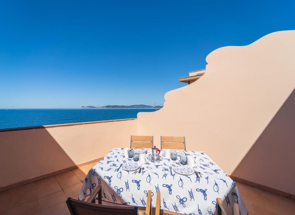 Sea Front Terrace Marco Polo Hotel in Alghero