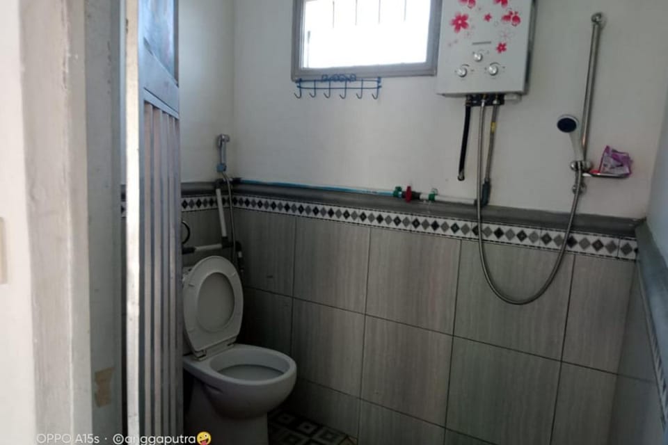 Yeski Homestay at Desa Wisata Bromo Mitra RedDoorz Hotel in East Java