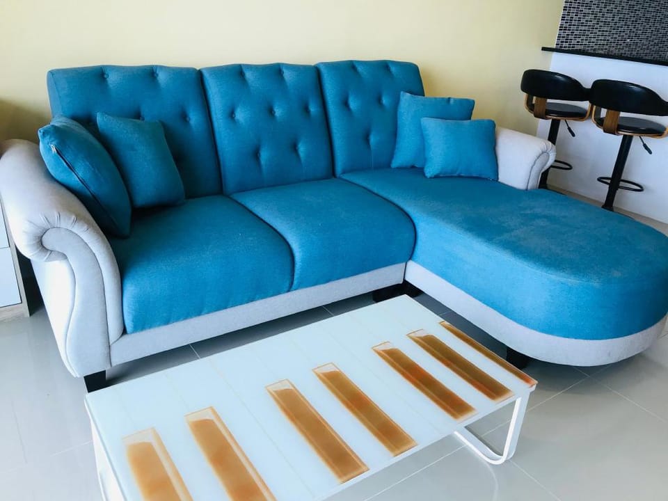 Sea view 180 degree/คอนโดติดทะเลพร้อมสระและgym Apartment in Chon Buri Changwat