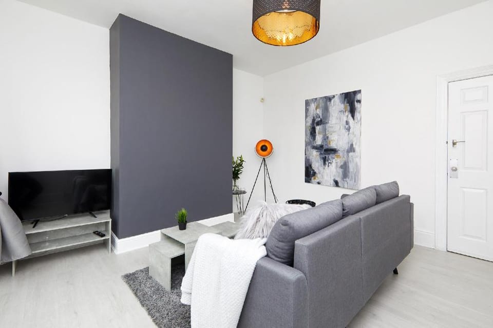 Your Sheffield Stays - Spacious 5 Bedroom House Vacation rental in Sheffield