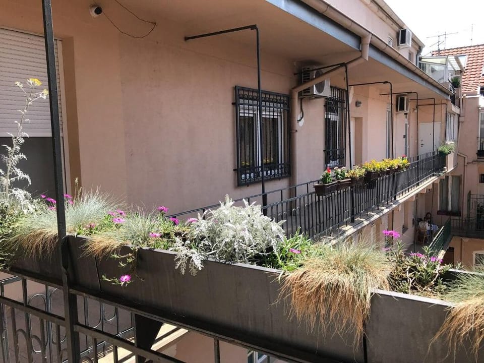 Main Square Duplex Apartment with Private Balcony Vacation rental in Belgrade