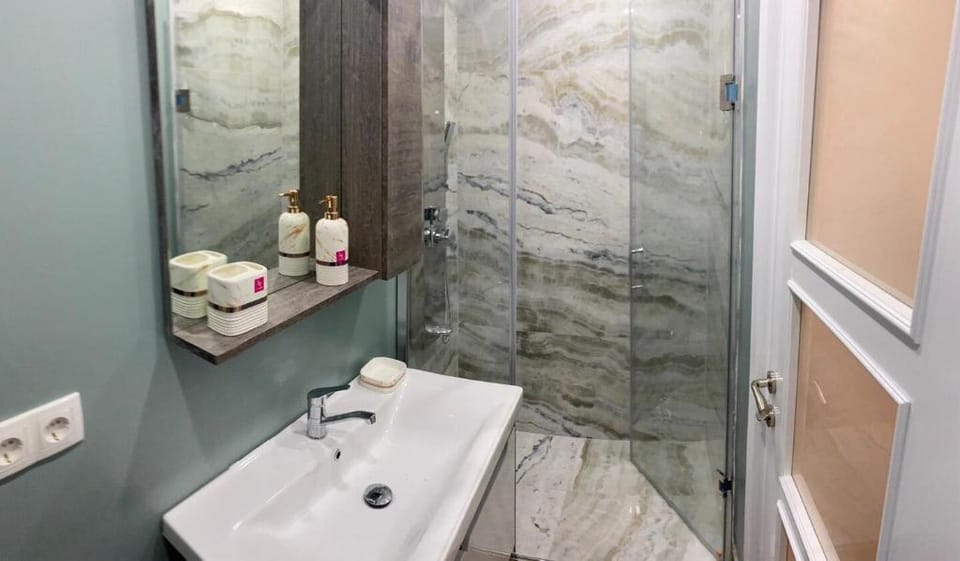 Cozy and fully remodeled flat. Konyaalti, Liman.  Vacation rental in Antalya