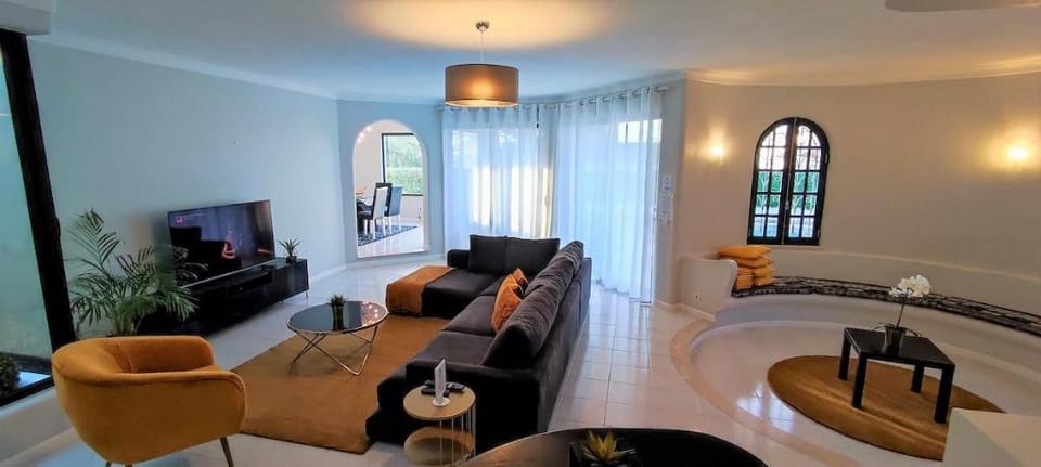 Villa Cristina 17- 500m from Beach & Private Pool Villa in Guia