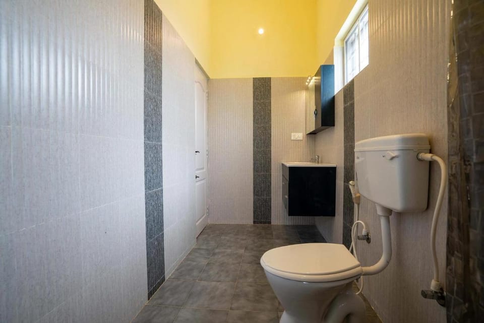StayVista at Casa Pinnacle - Pet Friendly Home with Lawn Villa in Kerala