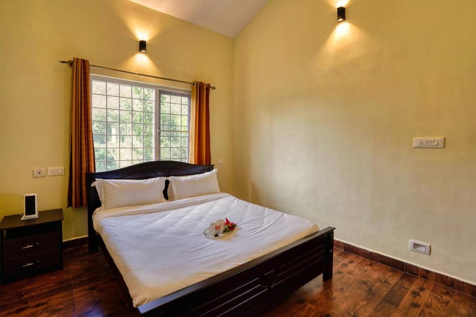 StayVista at Casa Pinnacle - Pet Friendly Home with Lawn Villa in Kerala