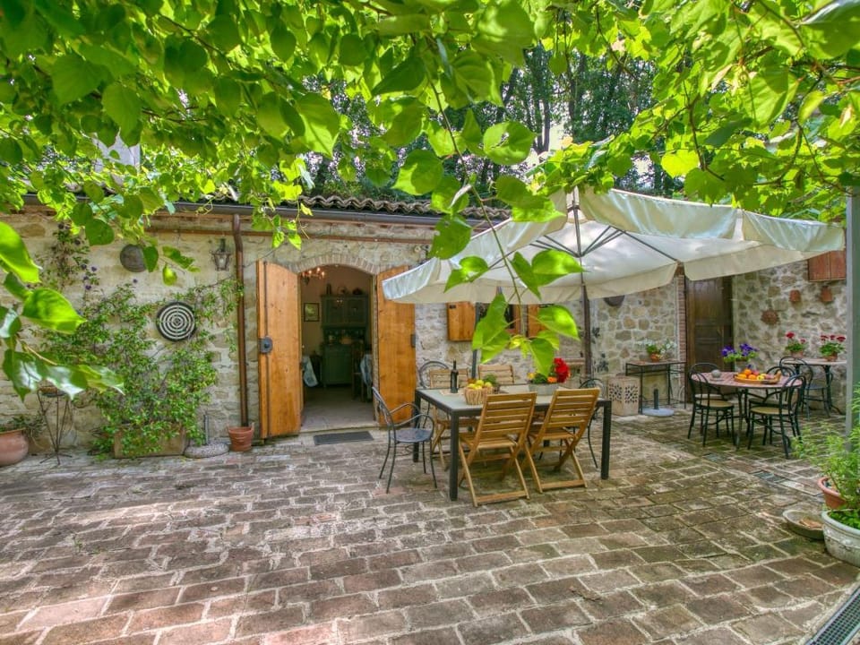 Holiday Home in Assisi with Heated Pool Vacation rental in Umbria