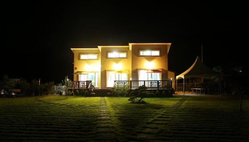 Yeongwol Dongghang Story Bed and Breakfast in South Korea