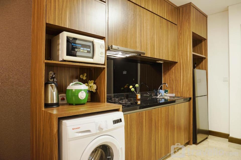 Luxurious 1BR @ L'Avenue Apartment By Travelio Apartment in South Jakarta City