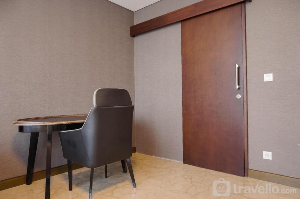 Luxurious 1BR @ L'Avenue Apartment By Travelio Apartment in South Jakarta City