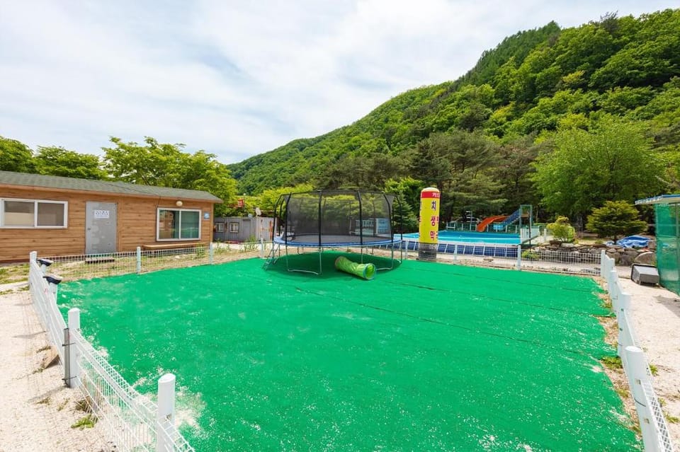 Gapyeong Songuh Naksi Sansu Pension Bed and Breakfast in Gyeonggi-do