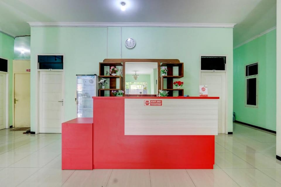 Capital O 90709 Djati Guest House Hotel in Indonesia