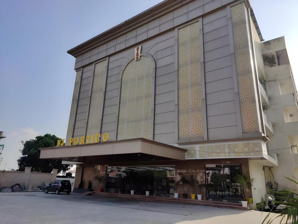 NJ Portico Hotel in Dehradun