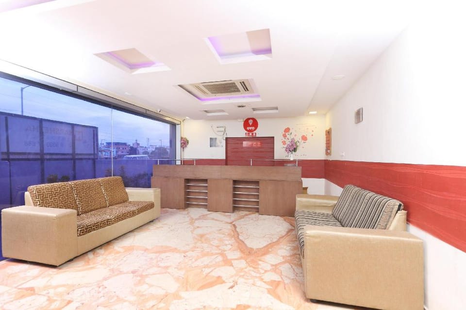Hotel O The OAKS Residency Hotel in Chennai