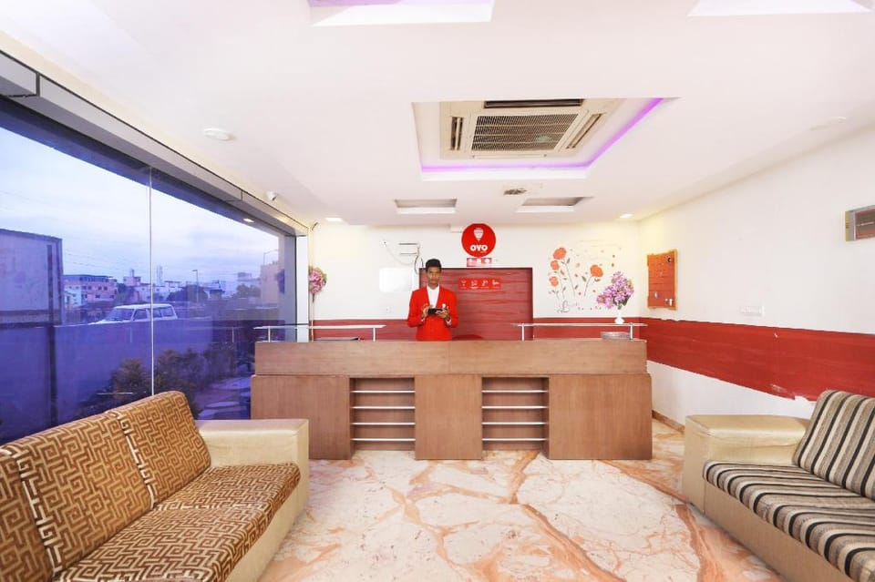 Hotel O The OAKS Residency Hotel in Chennai