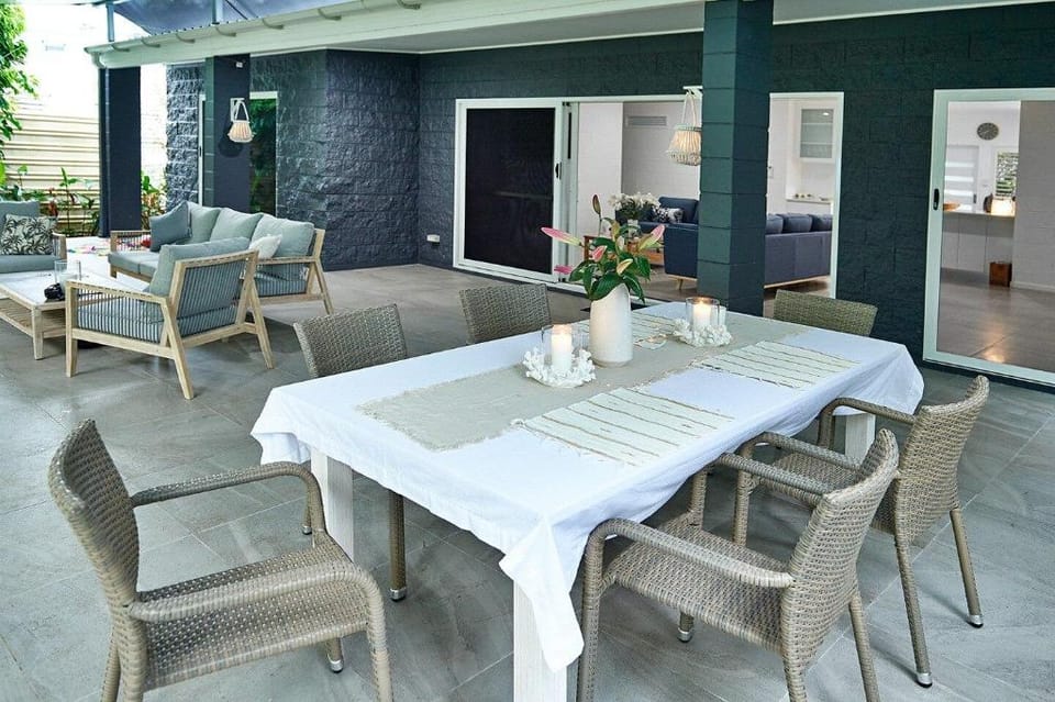 Beachfront - 'Pippies on the Beach' @ Bramston Vacation rental in Bramston Beach