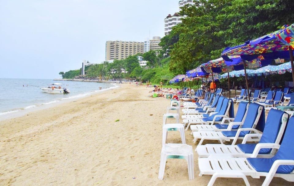 The cliff residence condo pratumnak hills Apartment in Pattaya City
