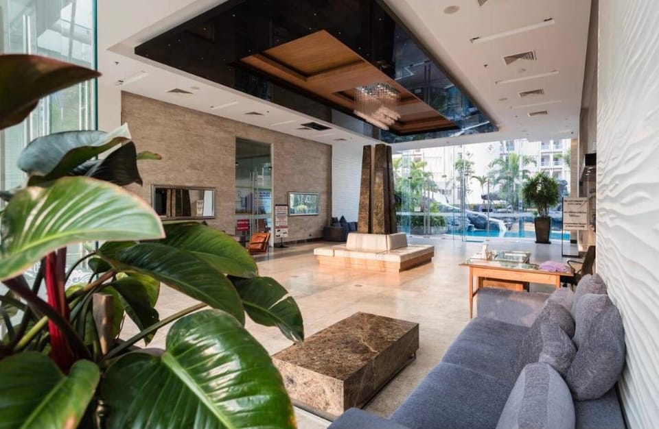 The cliff residence condo pratumnak hills Apartment in Pattaya City