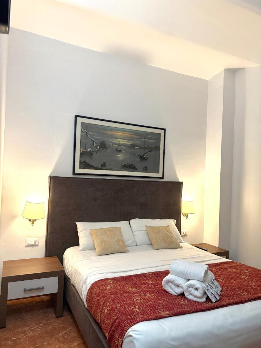 Grand Gaeta Bed and Breakfast in Rome