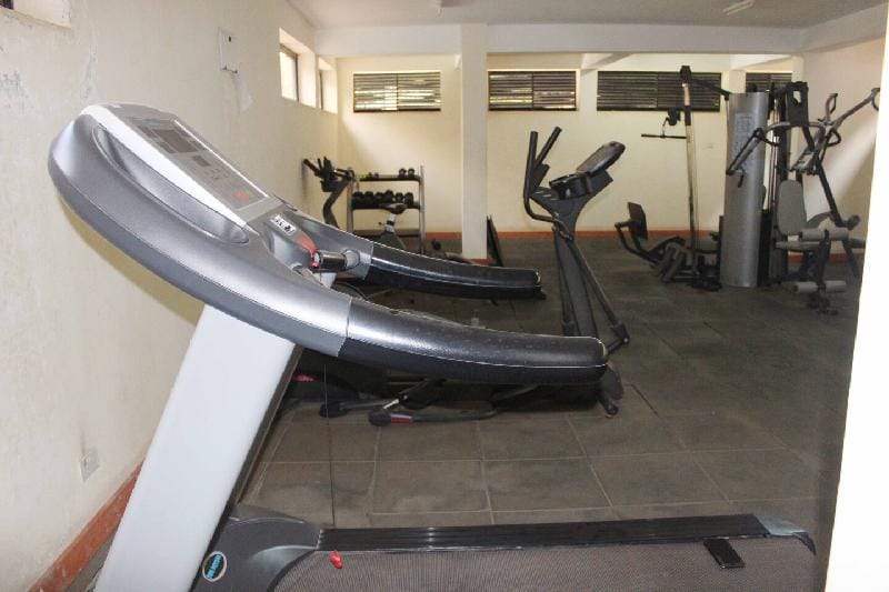 Modern Luxe-JKIA Apartments, 3 bdrm with Pool &Gym Vacation rental in Nairobi