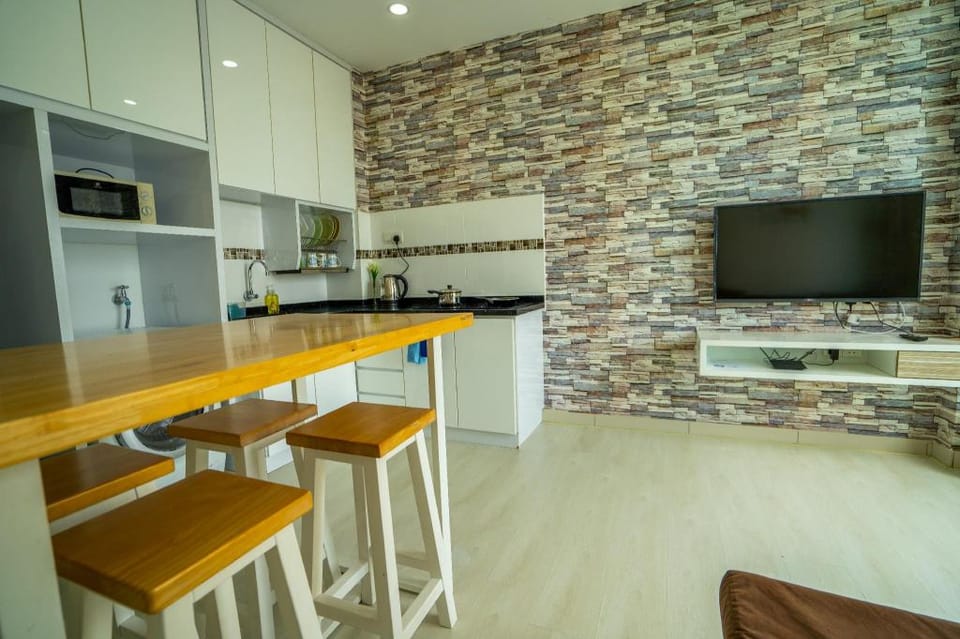 Single Seaview Condo @ Gurney ;Georgetown  Apartment in George Town