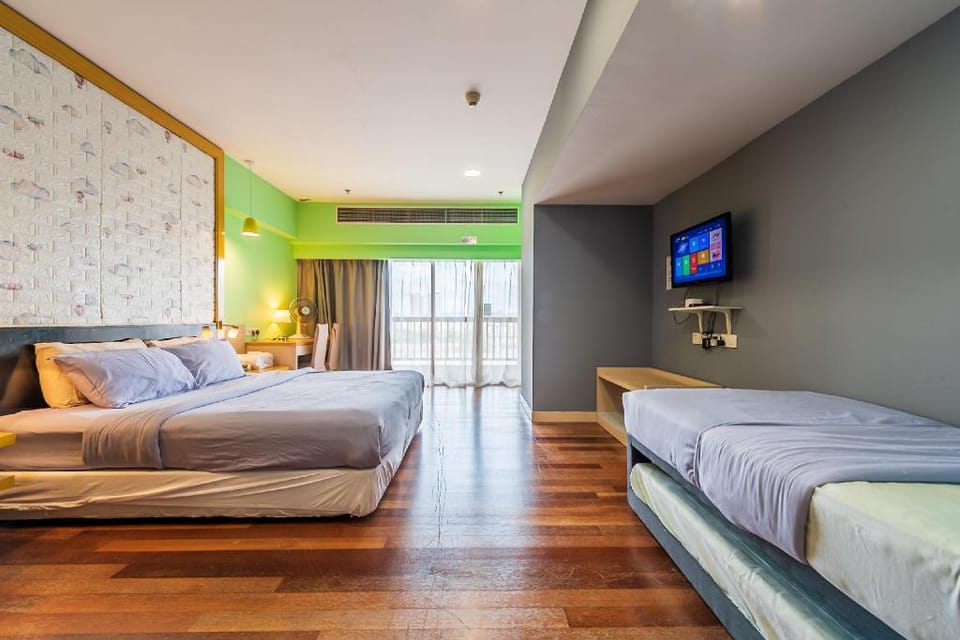 FAMILY  ROOM 18105&18106-8PAX@SUNWAY PYRAMID MALL Apartment in Subang Jaya
