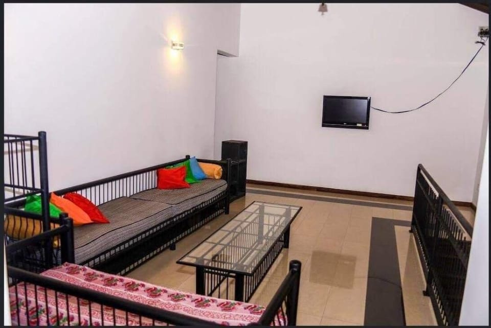 Villa in Galle City  -4 bedroom Villa in Galle