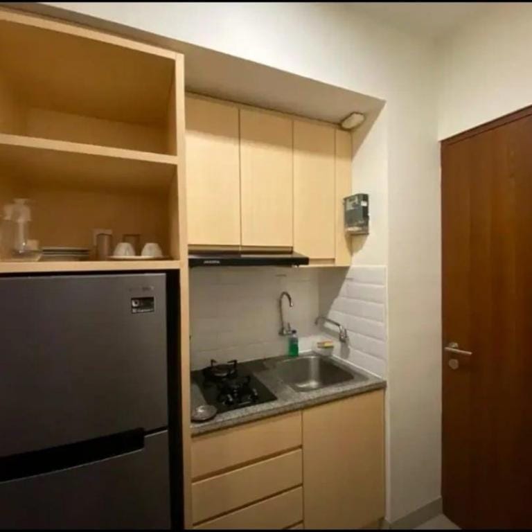 Apartemen Grand Kamala Lagoon by. Roomput Apartment in West Java