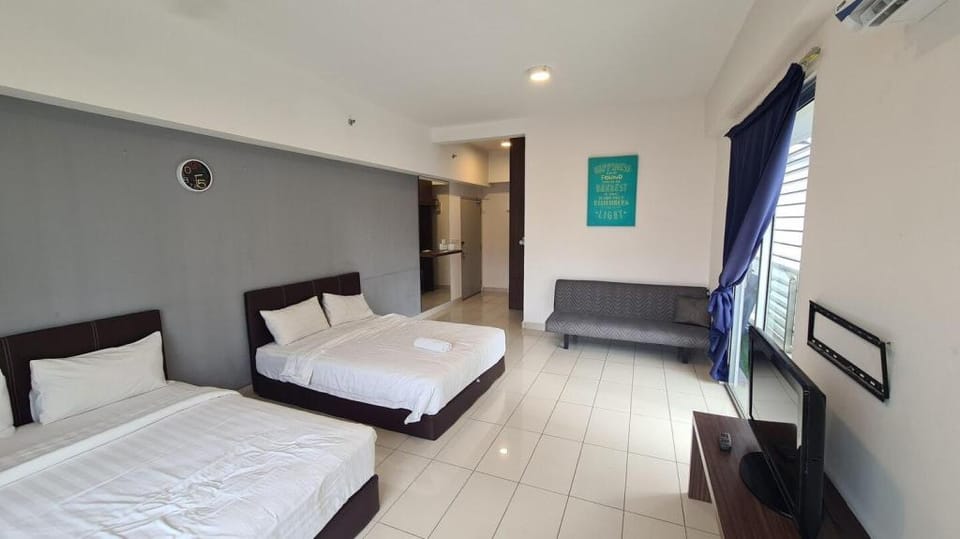 Aeropod  Corner Unit /2 Queen Bed / Free Parking Apartment in Kota Kinabalu