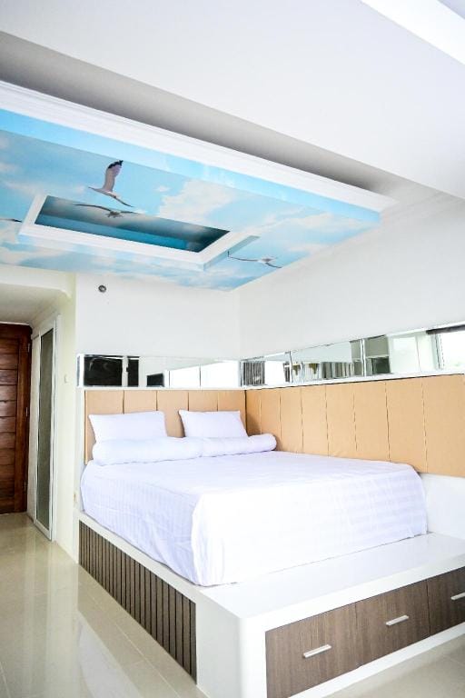 Cozy Room 210 with Mountain View  Apartment in Special Region of Yogyakarta