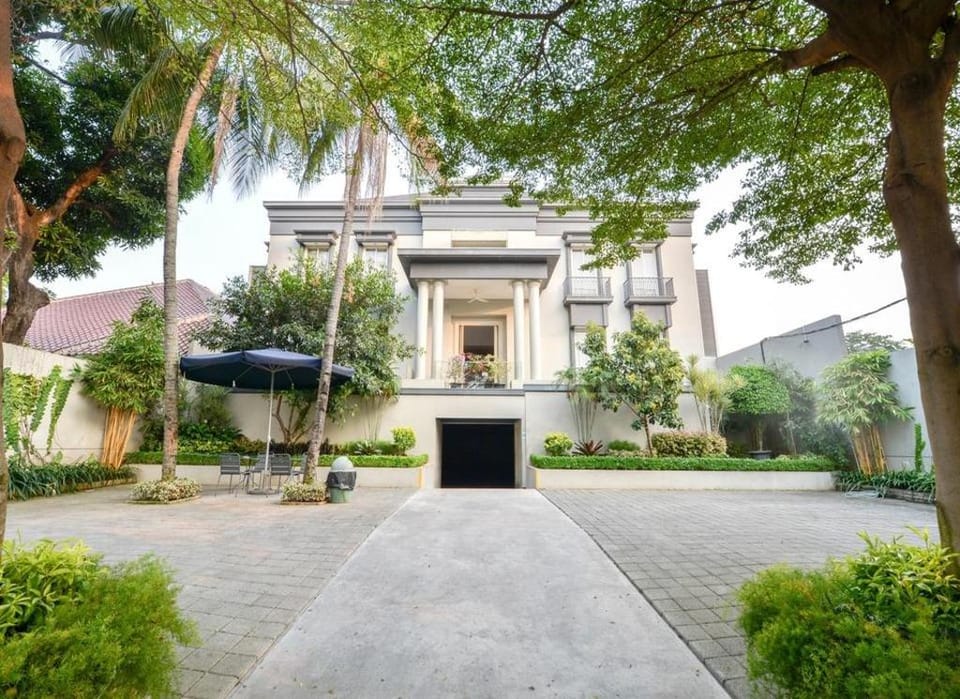 Home 899 Senayan - Jakarta Vacation rental in South Jakarta City