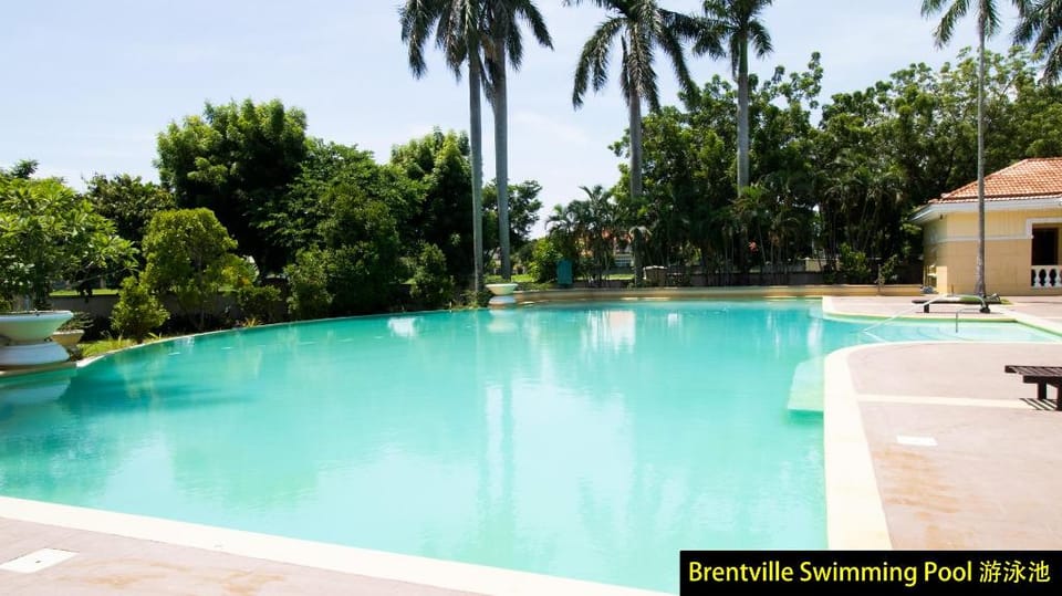 Brentville Luxrious Townhouse 4BR for Rent Vacation rental in Santa Rosa