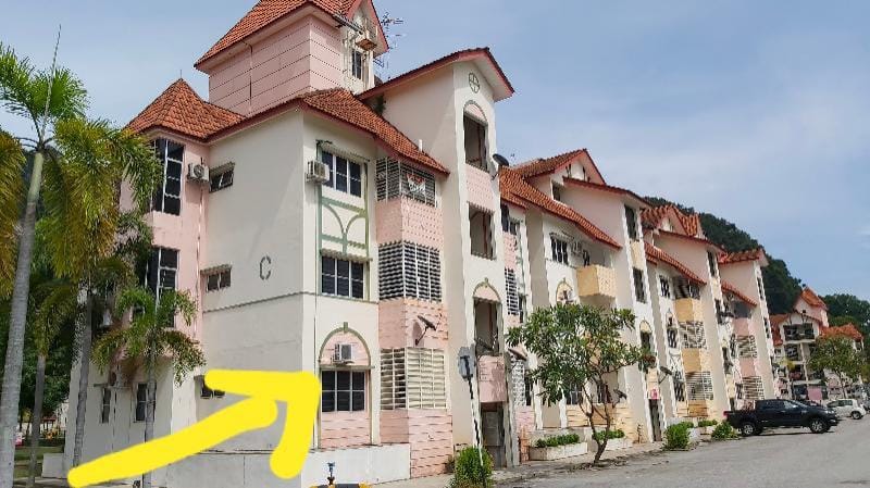 Alpine Show House Homestay 1 km to Lost World Apartment in Ipoh