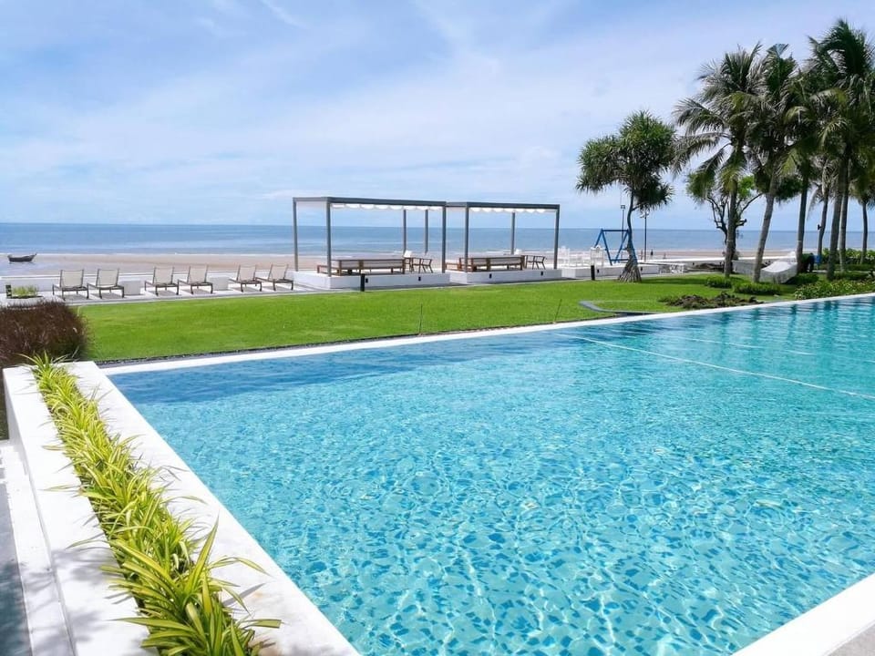 Beachfront villa (Second row villa) Villa in Hua Hin District