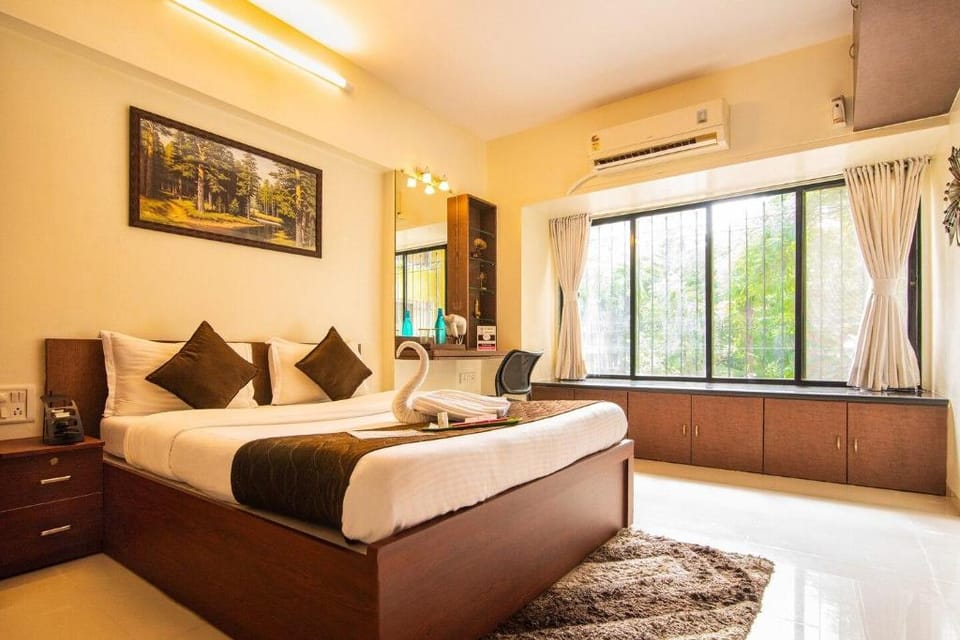 Newly Decor 2 BHK Vila nr Bombay Exhibition  Villa in Mumbai