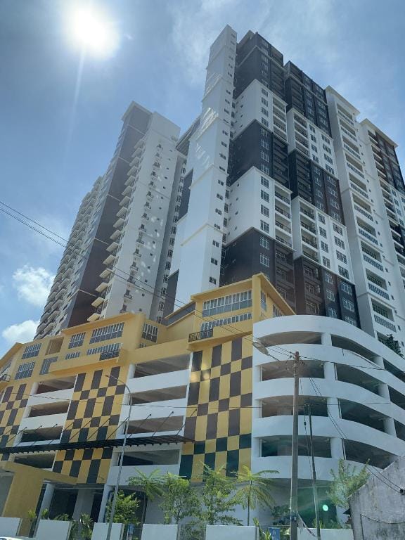 Novo8 Swimming Pool Condominium : Level 26 Apartment in Malacca
