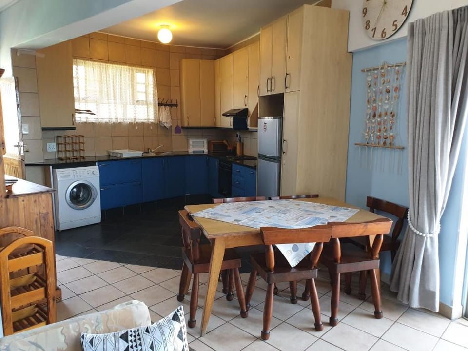 Seabrook Apartment 505 - Margate Main Beach Apartment in Margate