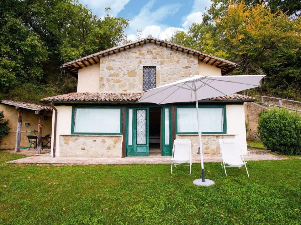 Villa in Rome with Pool  Stunning Views Vacation rental in Umbria
