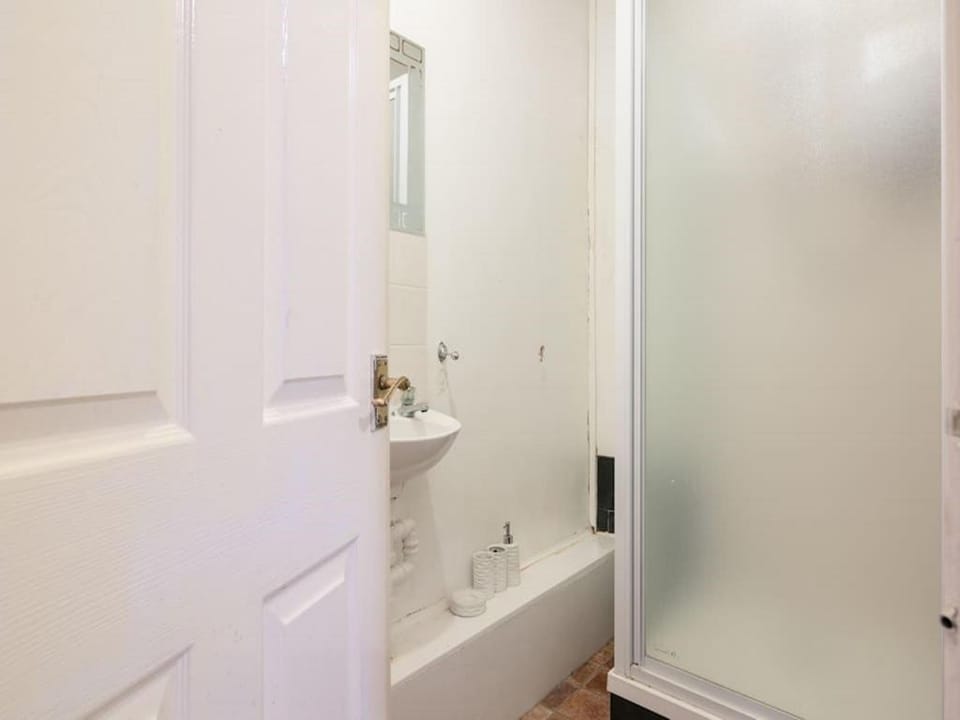 Short Term Shared R&R In Chorlton  Vacation rental in Stretford
