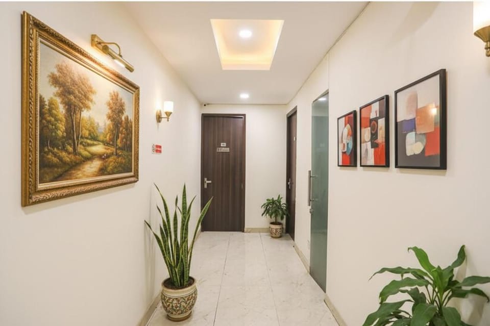 Via Royal Galaxy I Hotel in New Delhi