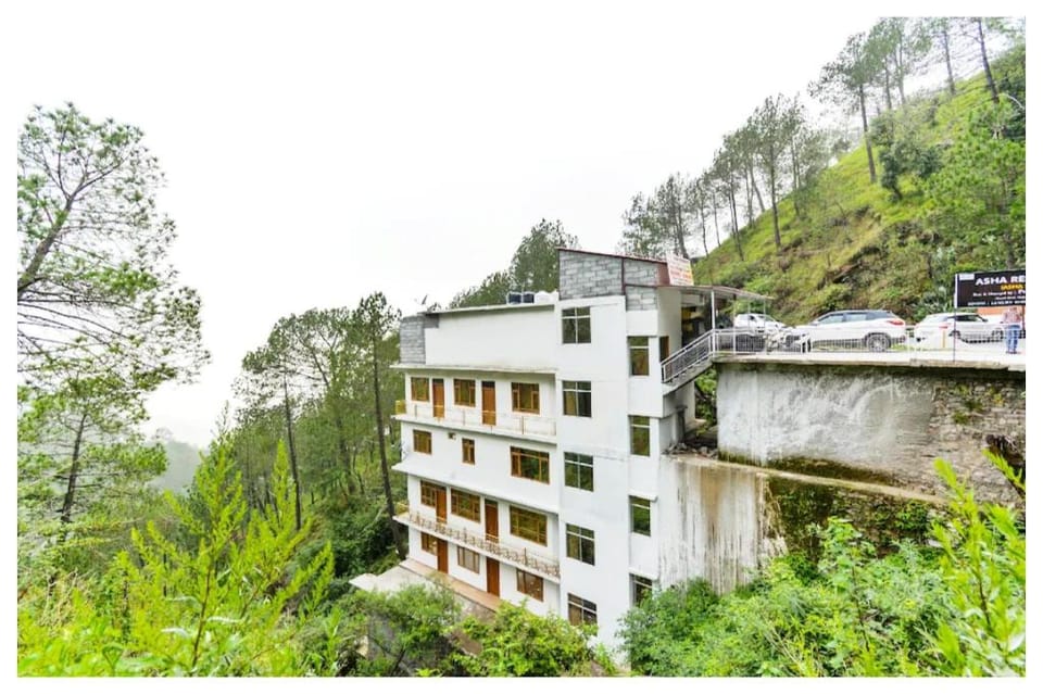 Goroomgo Asha Residency Shimla Hotel in Shimla