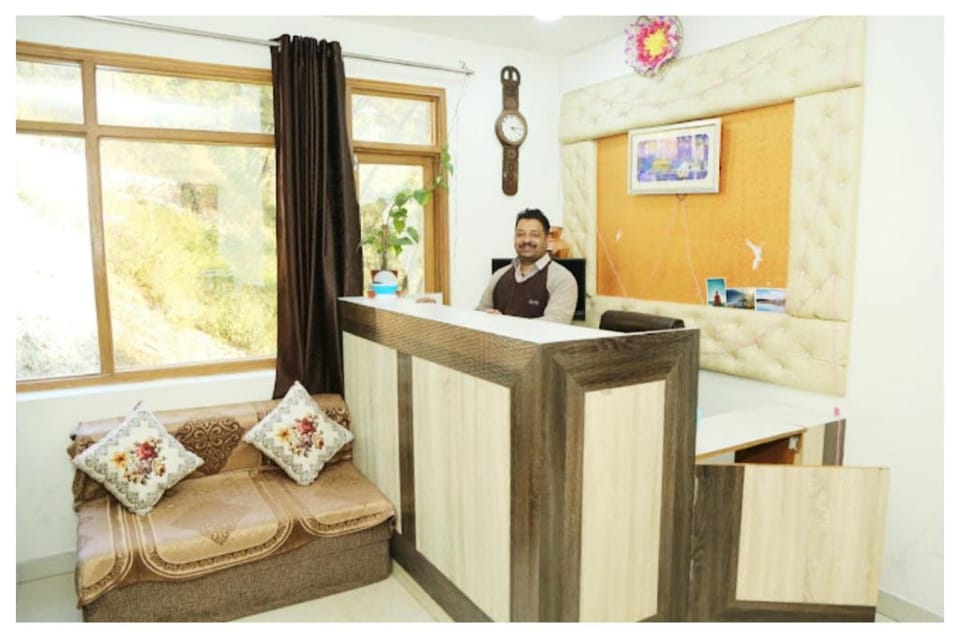 Goroomgo Asha Residency Shimla Hotel in Shimla