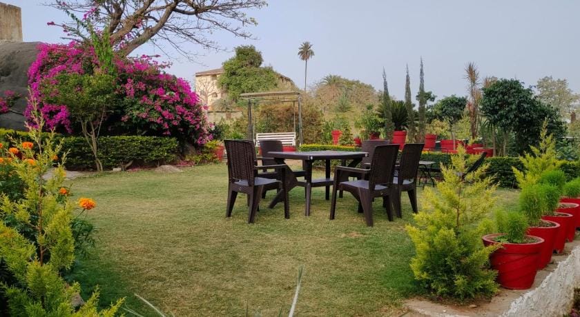 Rose cottage - A Heritage Retreat Bed and Breakfast in Rajasthan