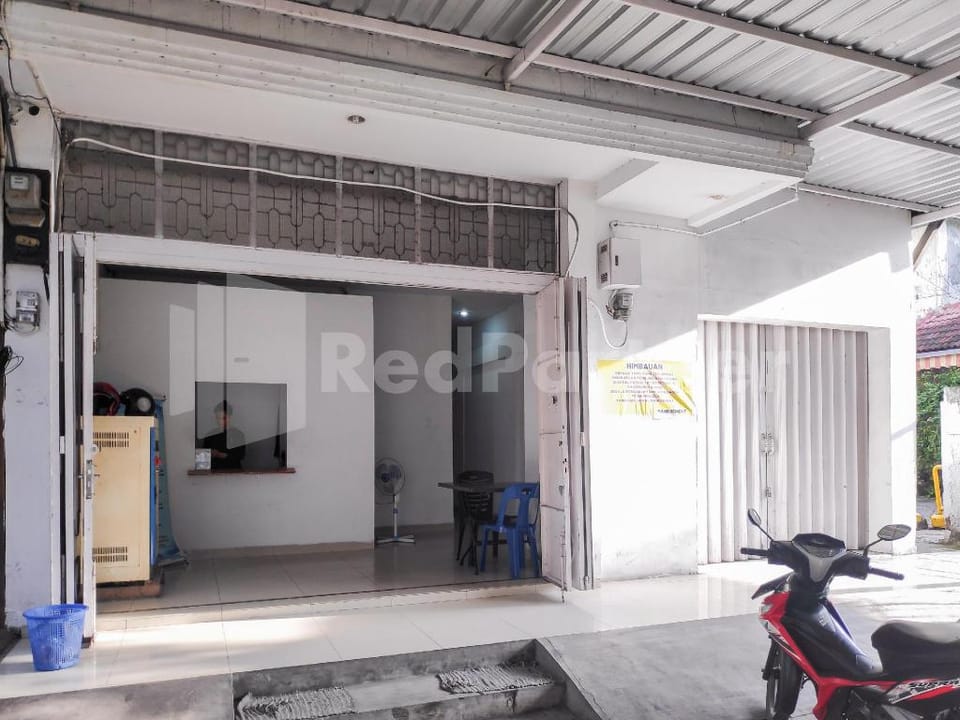 Ada Guest House near RS Methodist Medan RedPartner Hotel in Indonesia