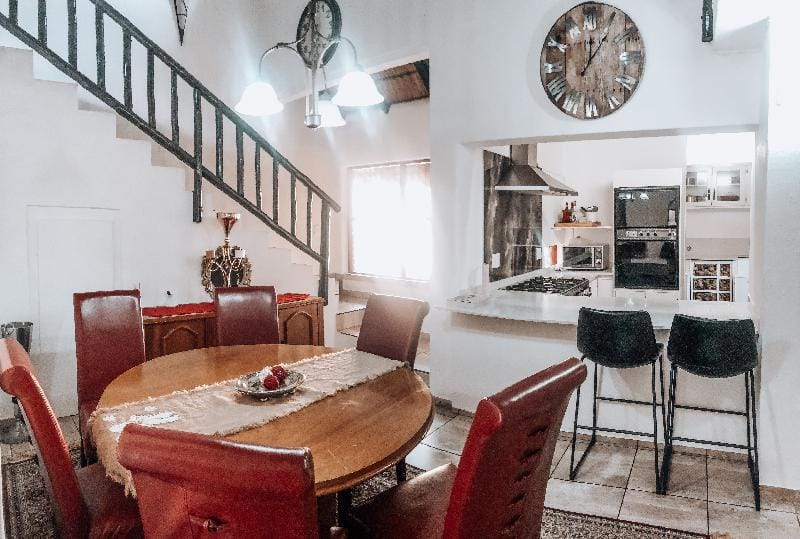 Gold Pot Stay a 5 bedroom House Vacation rental in Pretoria