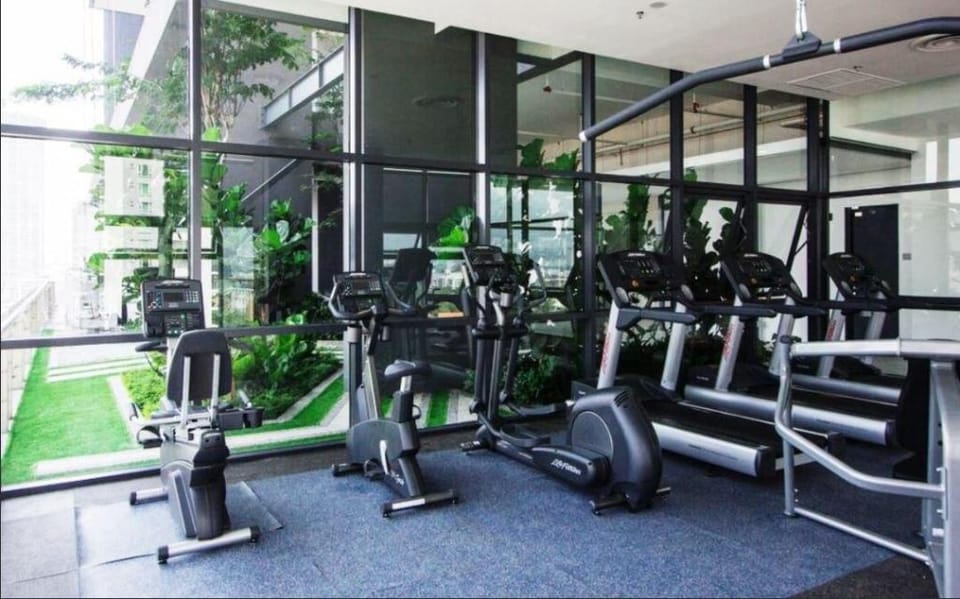 The Mindi l Central Georgetown Condo @Macalister Vacation rental in George Town