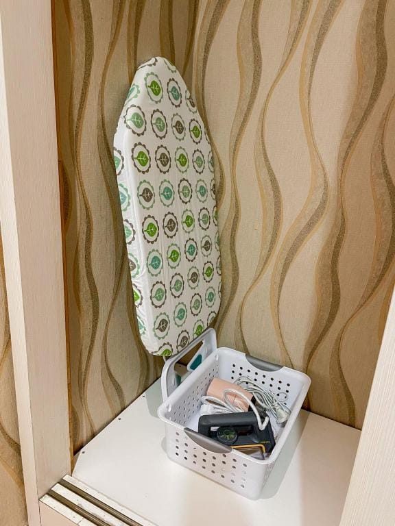 Comfy Studio Apartment (1 bedroom) near Airport. Apartment in Jakarta
